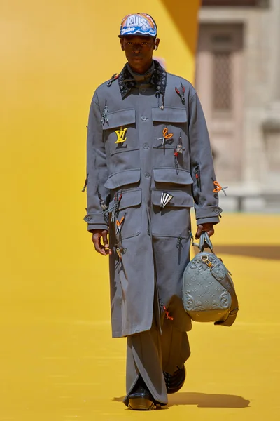 Look 52
